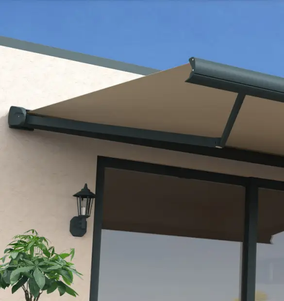 Store banne coffre pré monté